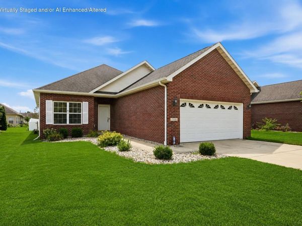 7535 E 103rd Avenue, Crown Point, IN 46307