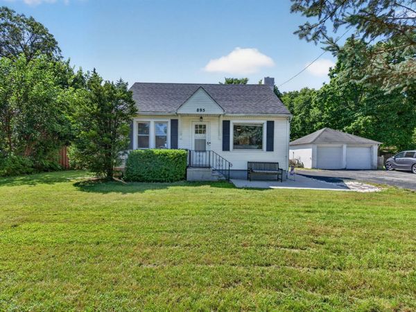 895 Pine Bluff Road , Morris, IL 60450