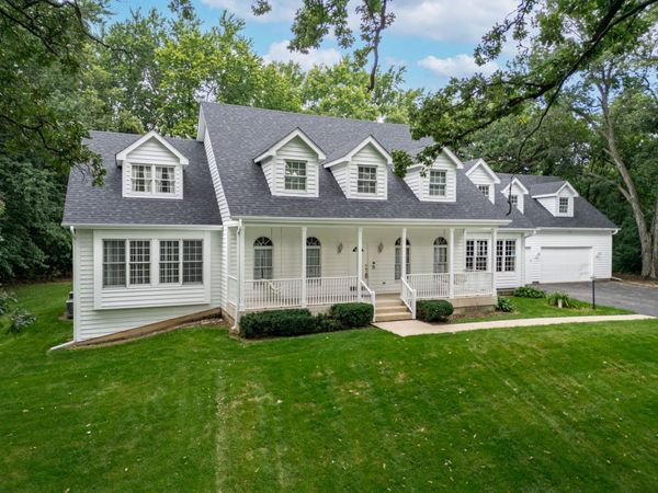 4N760 S Circle Drive , St. Charles, IL 60175