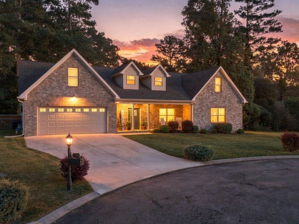 103 Windy Oak Drive, Rock Spring, GA 30739