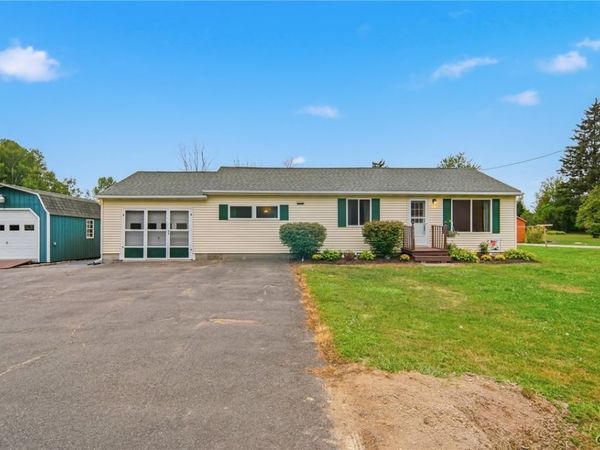 1325 County Route 12 , Pennellville, NY 13132