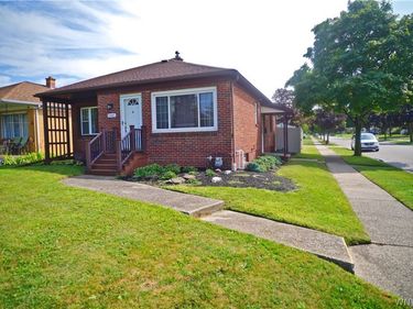1547 Colvin Boulevard , Tonawanda, NY 14223