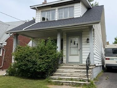1416 Fort Ave , Niagara Falls, NY 14303