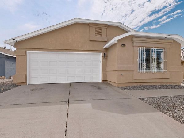 512 Leeward Drive NW, Albuquerque, NM 87121