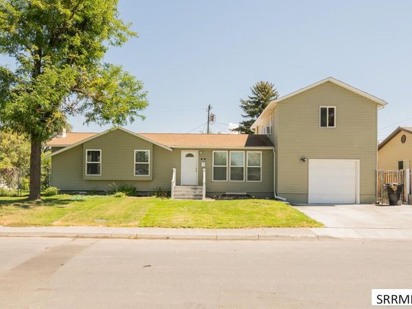 385 Berrett Avenue, SHELLEY, ID 83274