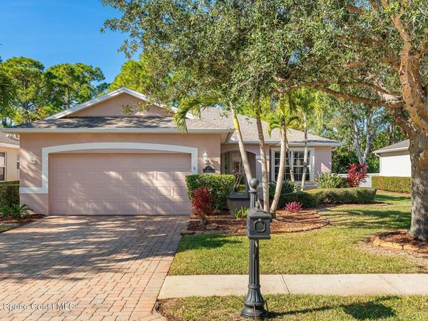 571 Gardendale Circle SE , Palm Bay, FL 32909