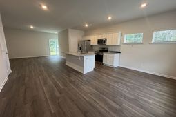 1309 Crosshill Court photo 4