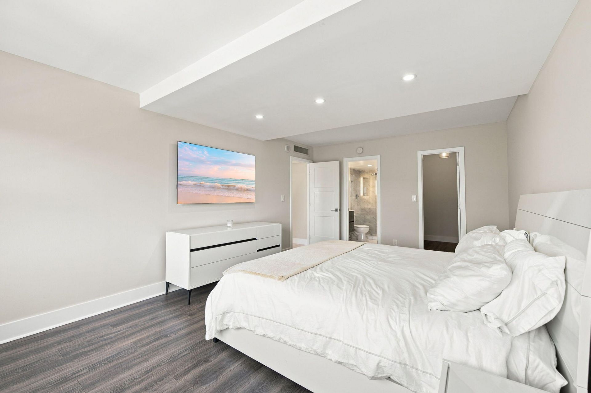 340 Sunset Drive, Unit 405, Fort Lauderdale, FL 33301 Photo