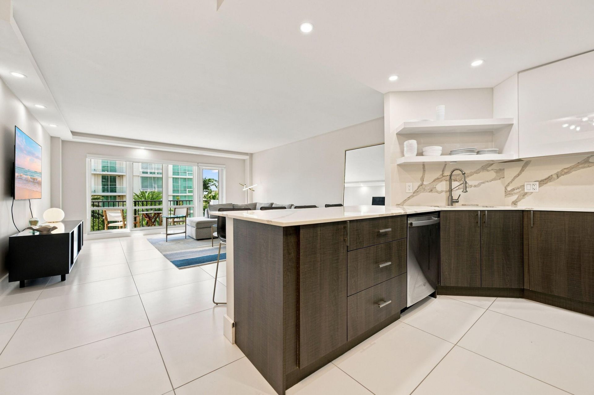 340 Sunset Drive, Unit 405, Fort Lauderdale, FL 33301 Photo