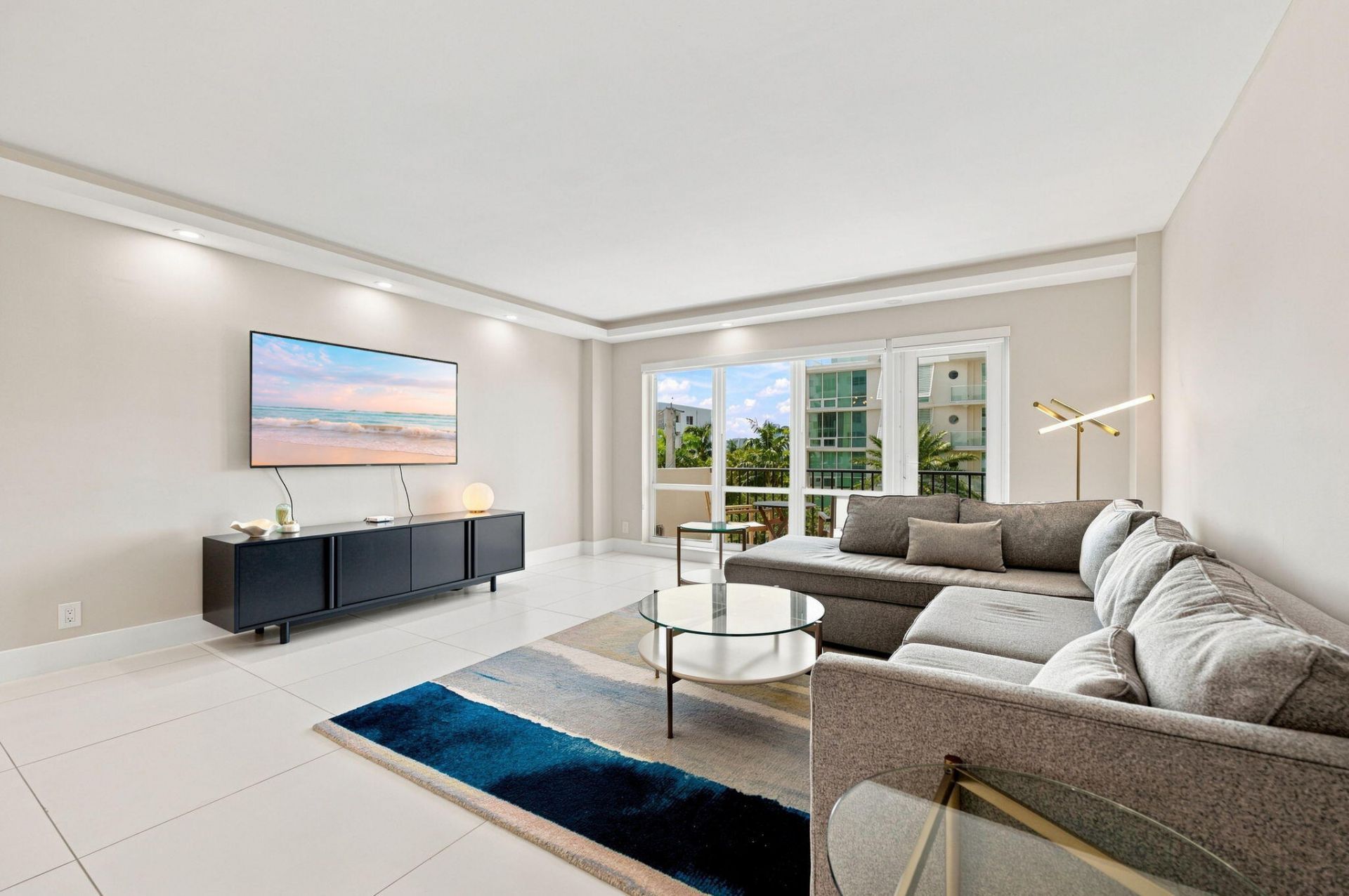 340 Sunset Drive, Unit 405, Fort Lauderdale, FL 33301 Photo
