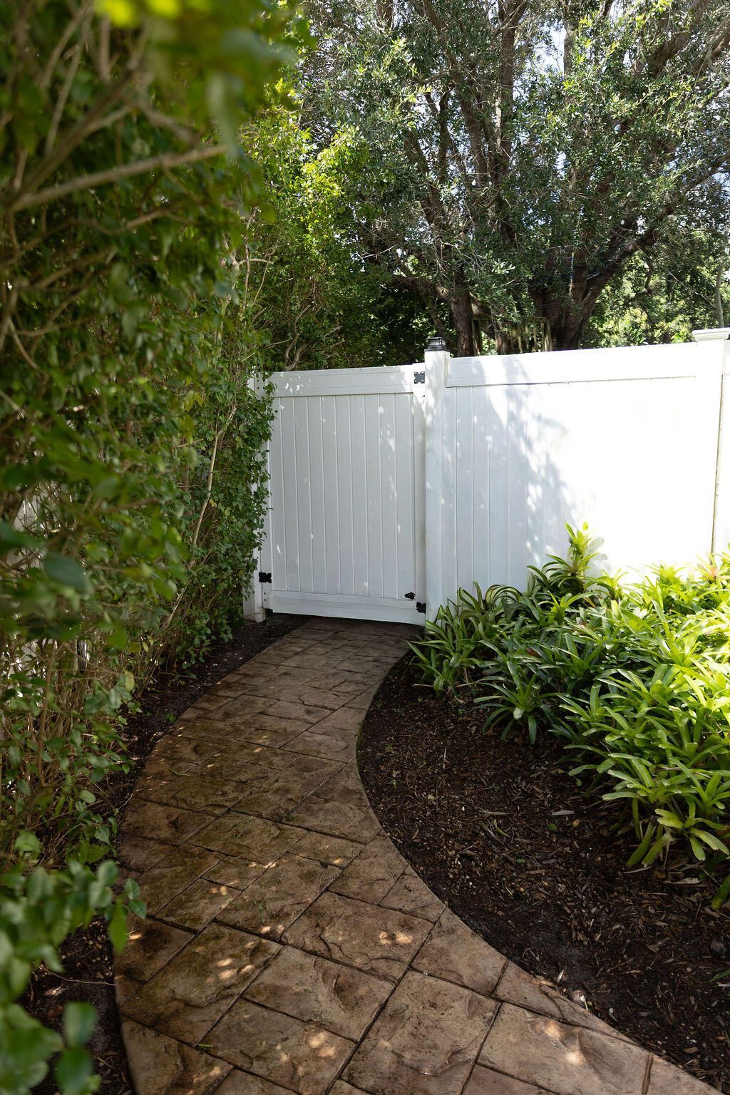 6310 Kampur Court, Boynton Beach, FL 33437 Photo