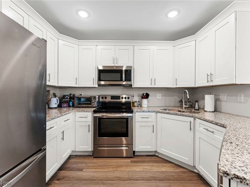 2656 S Waterside Court, Unit 911, Lakeside Marblehead, OH 43440 Photo 11