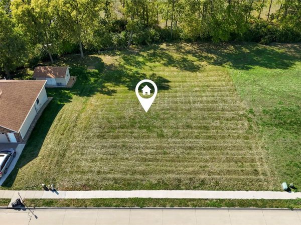 909 S William Street , Mt Pleasant, IA 52641