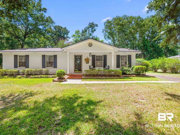 408 S School Street, Fairhope, AL 36532