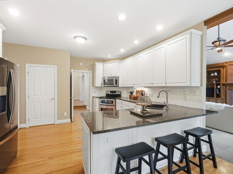 1013 Bayhill Lane, Miami Township, OH 45140 Photo 14