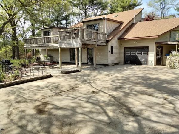 11457 Montcalm Road, Greenville, MI 48838
