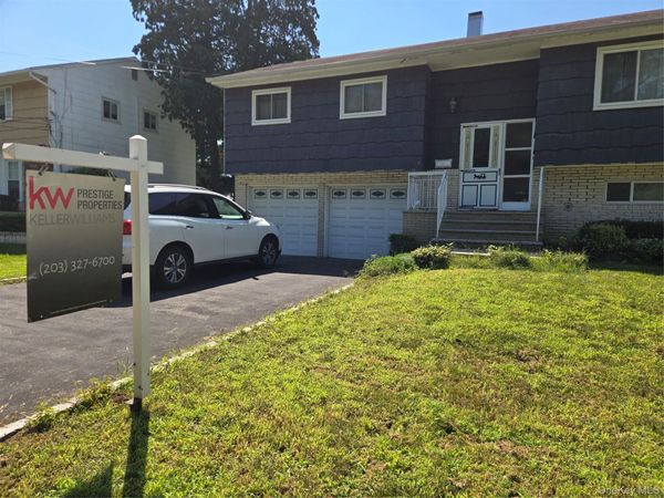 769 Iris Place , West Hempstead, NY 11552