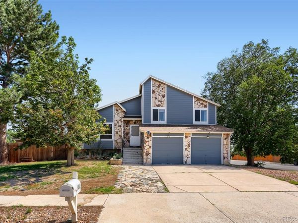 944 S Uravan Street , Aurora, CO 80017
