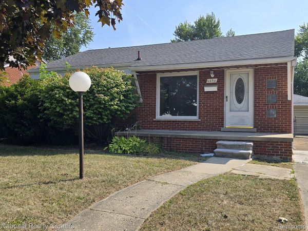 6690 Deering Street , Garden, Mi 48135