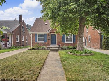 1521 Highview Street, Dearborn, Mi 48128