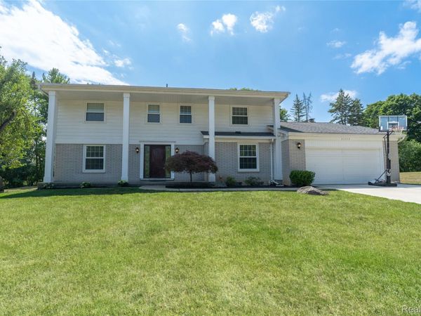 31115 Tiverton Street , Farmington Hills, Mi 48331
