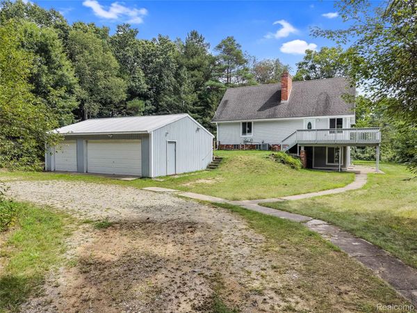 8484 Eaton Road , Springfield Township, Mi 48350