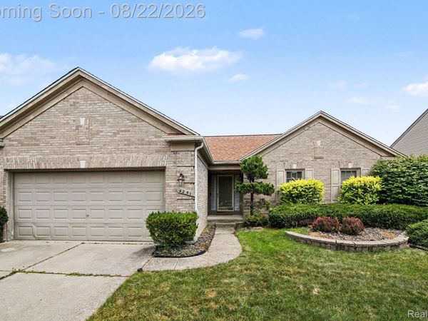 4251 Timberline Drive, Canton Township, Mi 48188