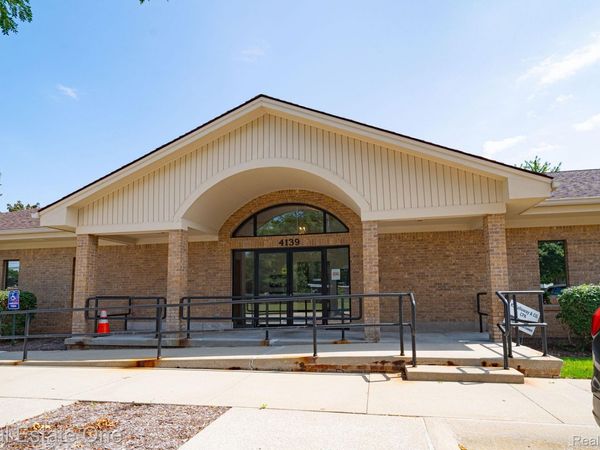 4139 W Walton Boulevard , Waterford Township, Mi 48329