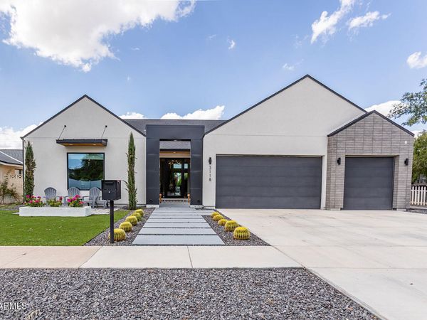 3118 N 42ND Street, Phoenix, AZ 85018