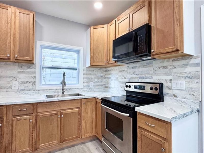 941 Springfield Street, Dayton, OH 45403 Photo 14