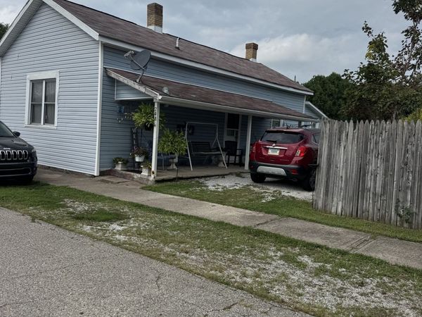 208 E Washington , Saint Paul, IN 47272