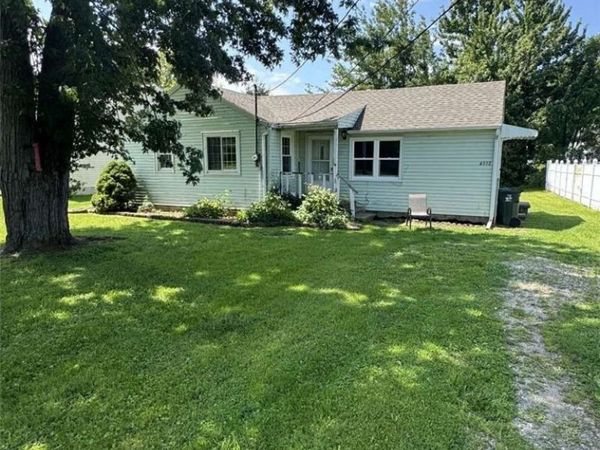 4892 Toledo Avenue , Lorain, OH 44055
