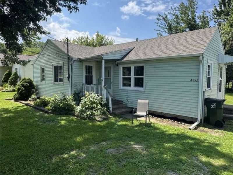 4892 Toledo Avenue, Lorain, OH 44055 Photo 2