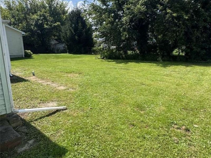 4892 Toledo Avenue, Lorain, OH 44055 Photo 6