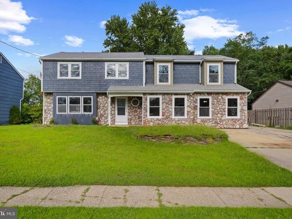 707 LINDA AVENUE, BLACKWOOD, NJ 08012