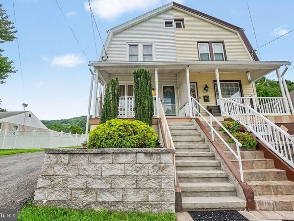 3415 EARL STREET, LAURELDALE, PA 19605