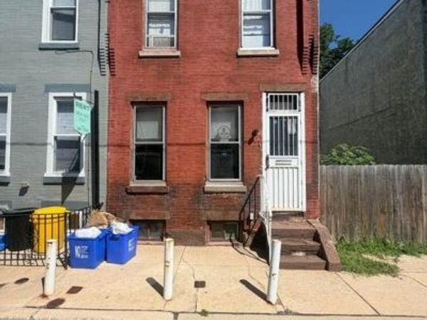 3935 WYALUSING, PHILADELPHIA, PA 19104