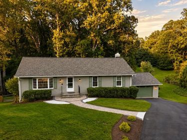 11600 HELMONT DRIVE, OAKTON, VA 22124