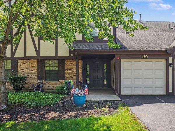 430 Elizabeth Drive , Unit 2C, Wood Dale, IL 60191