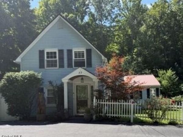 83 Powder Mill Road, Valley Falls, NY 12185