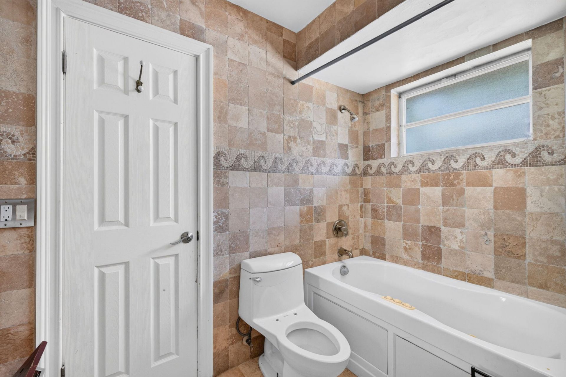 5581 NE 28th Avenue, Fort Lauderdale, FL 33308 Photo