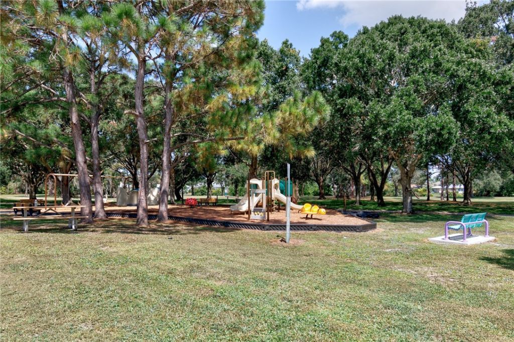 852 Barber Street, Sebastian, FL 32958 Photo