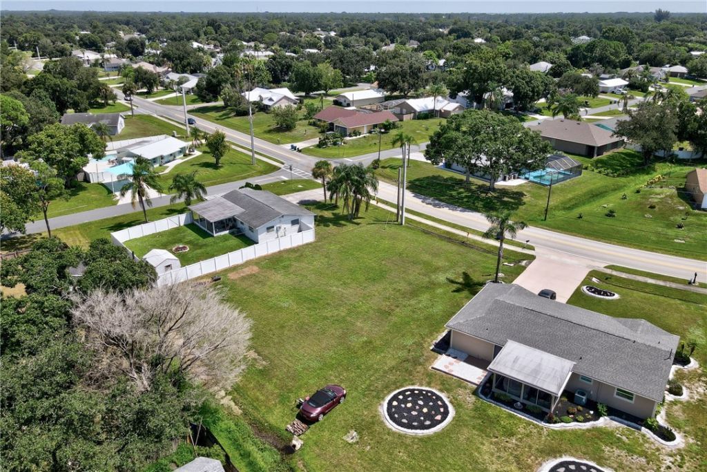 852 Barber Street, Sebastian, FL 32958 Photo