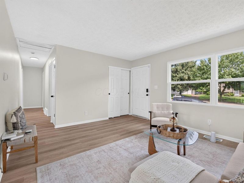 2491 Brocton Court , Columbus, OH 43219 Photo 6