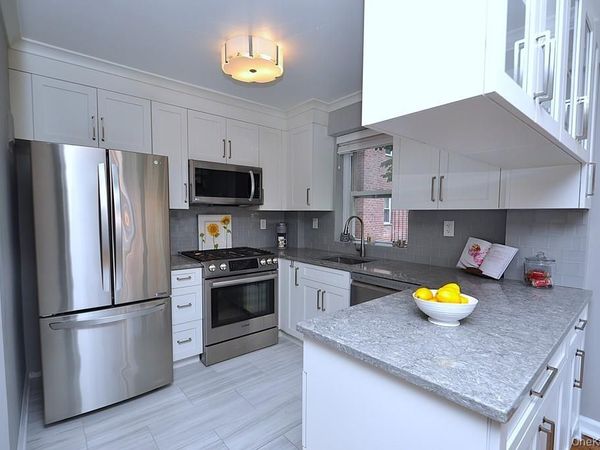 235 Garth Road, Unit E2E, Scarsdale, NY 10583