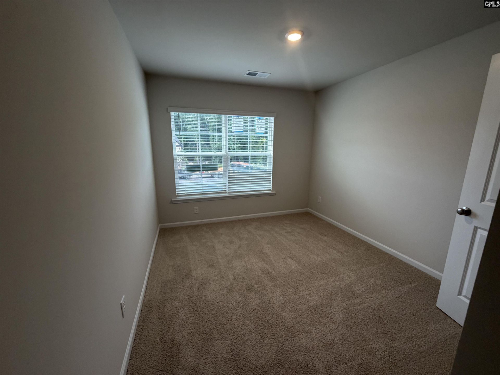 1318 Crosshill Court Photo 9