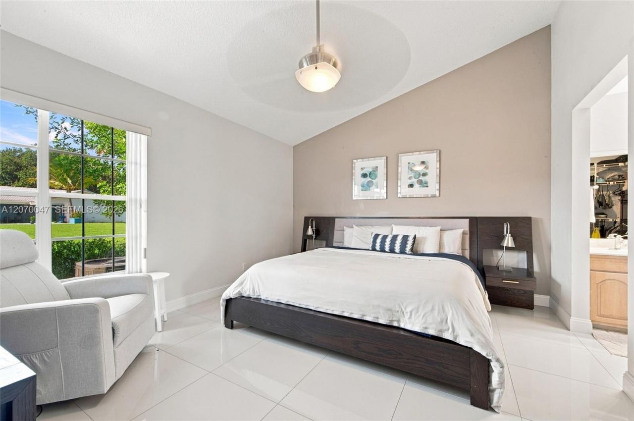 10852 Cypress Glen Dr , Coral Springs, FL 33071 Photo