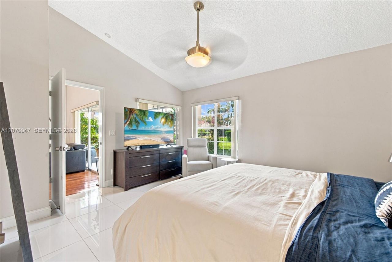 10852 Cypress Glen Dr , Coral Springs, FL 33071 Photo