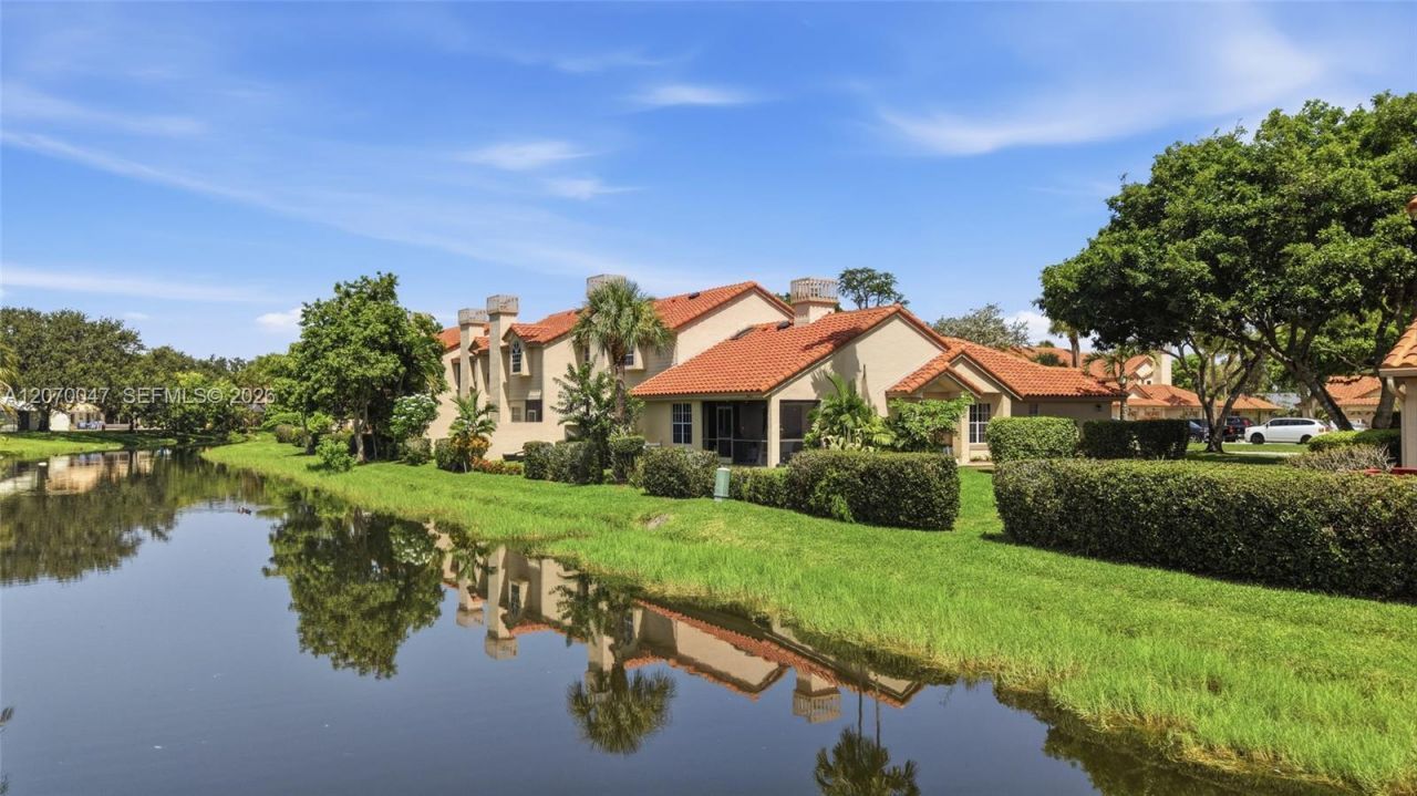 10852 Cypress Glen Dr , Coral Springs, FL 33071 Photo