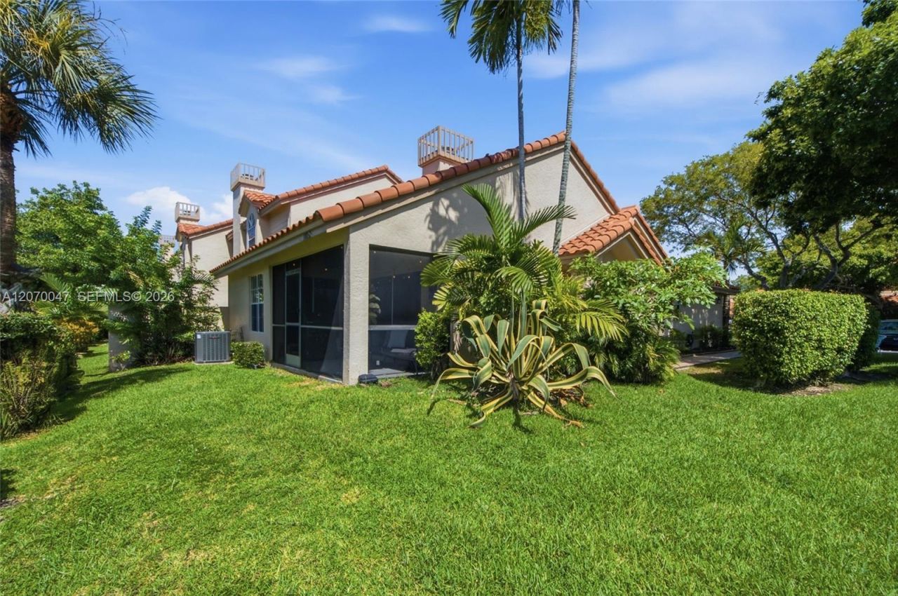 10852 Cypress Glen Dr , Coral Springs, FL 33071 Photo